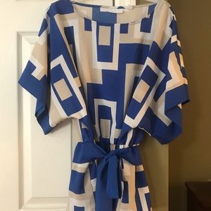 Adorable dress top. New York and Company. medium